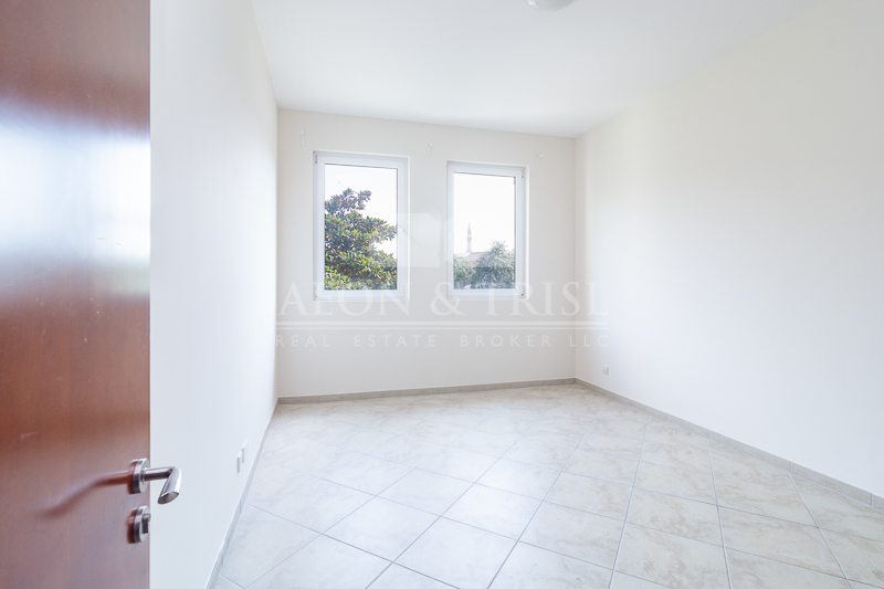 Spacious 2 Bed Apt | Well Maintained | Rented-pic_6